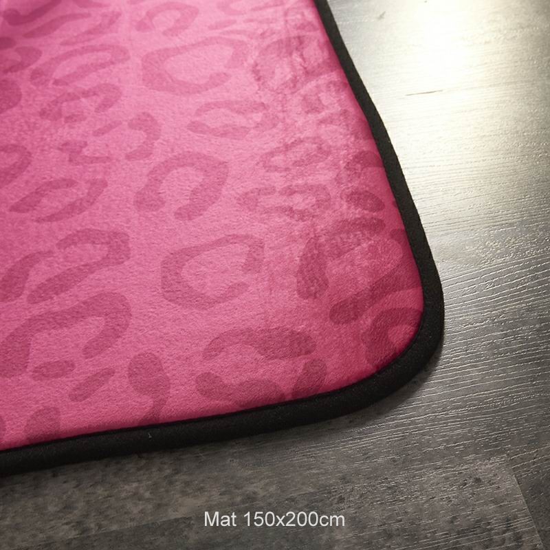 Chanel 1.5x2m  (7)